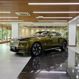 Rolls-Royce Phantom 2025 из Китая