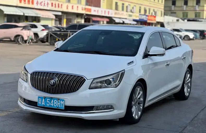 Buick LaCrosse 2013 из Китая