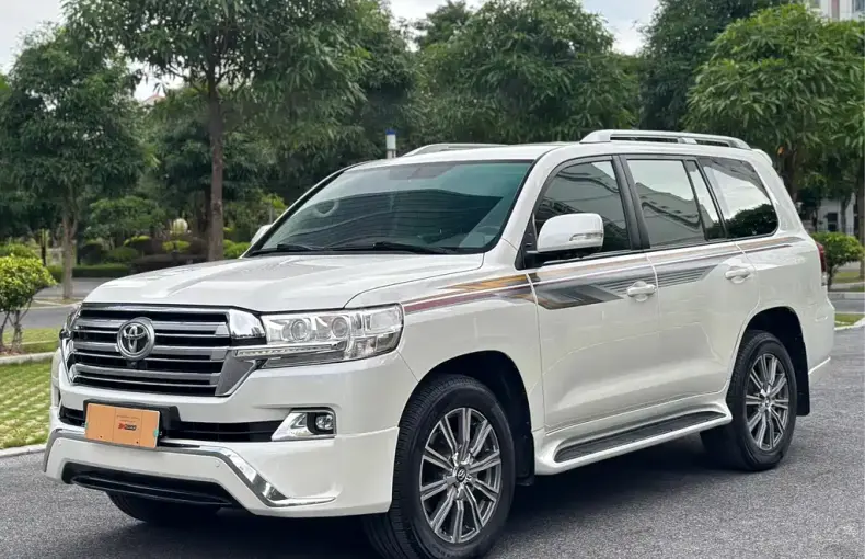 Toyota Land Cruiser 2019 из Китая