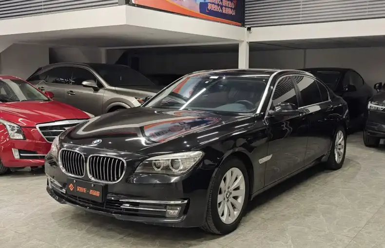 BMW 7 Series 2014 из Китая