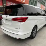 Buick GL8 2018 из Китая