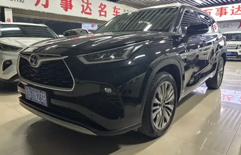 Toyota Highlander 2023 из Китая