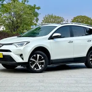 Toyota RAV4 2017 из Китая