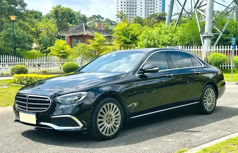 Mercedes-Benz E-Class 2022 из Китая