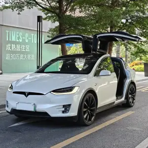 Tesla Model X 2017 из Китая