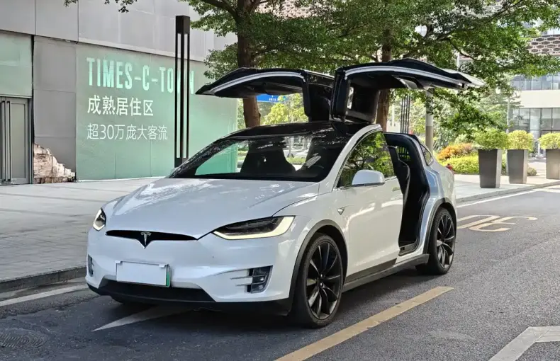Tesla Model X 2017 из Китая