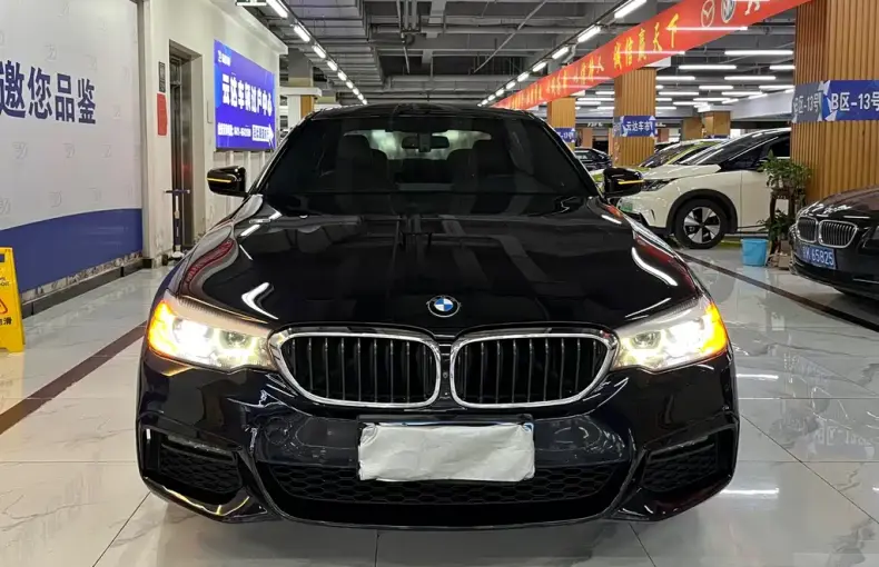 BMW 5 Series 2019 из Китая