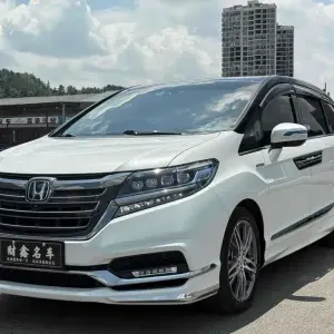 Honda Elysion 2021 из Китая