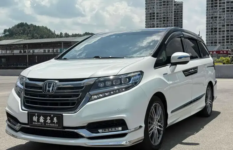 Honda Elysion 2021 из Китая