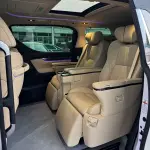 Toyota Vellfire 2022 из Китая