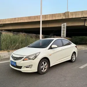 Hyundai Verna 2016 из Китая