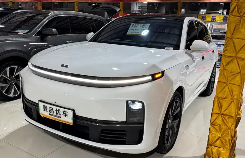 Li Auto Li L7 2023 из Китая