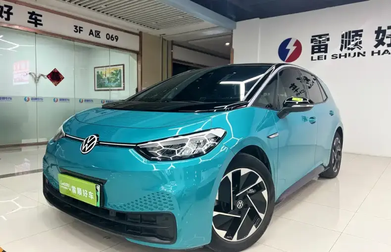 Volkswagen ID.3 2023 из Китая