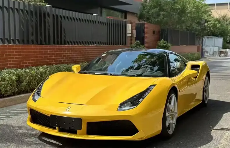 Ferrari 488 2019 из Китая