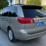 Toyota Sienna 2009 из Китая