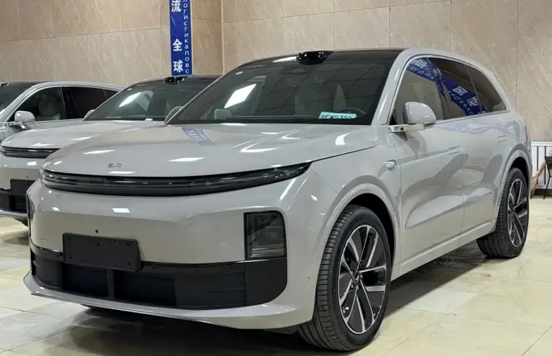 Li Auto Li L6 2024 из Китая