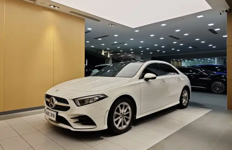 Mercedes-Benz A-Class 2021 из Китая