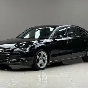 Audi A8 2011 из Китая