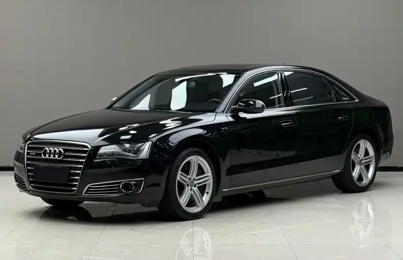 Audi A8 2011 из Китая