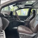 Toyota Granvia 2025 из Китая