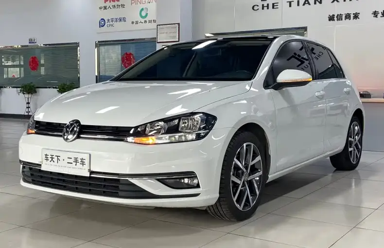 Volkswagen Golf 2020 из Китая