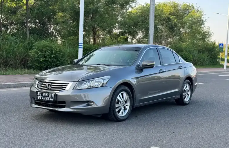 Honda Accord 2009 из Китая