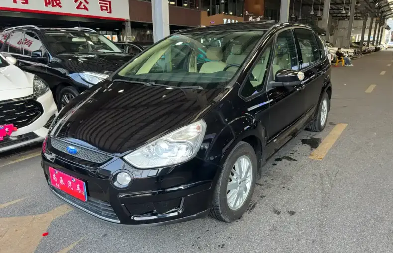Ford Max 2010 из Китая