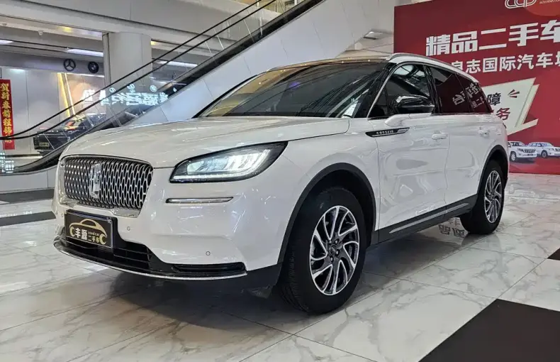Lincoln Corsair 2023 из Китая