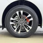 Toyota Granvia 2024 из Китая