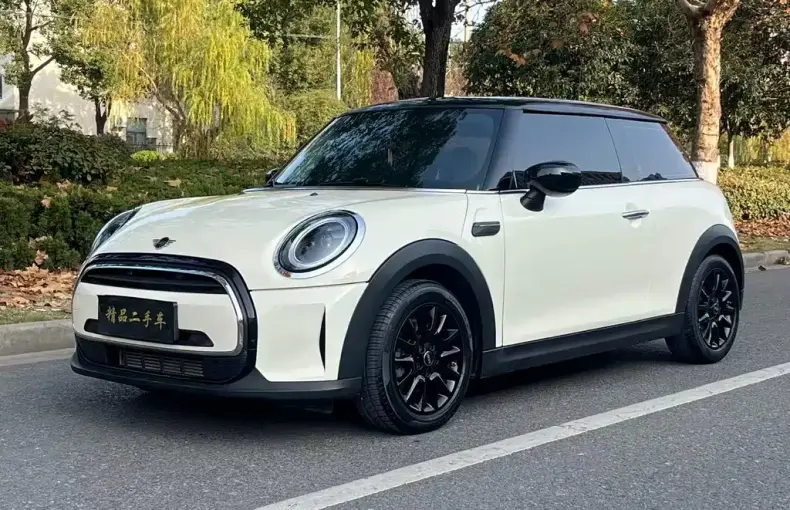 MINI Mini 2021 из Китая