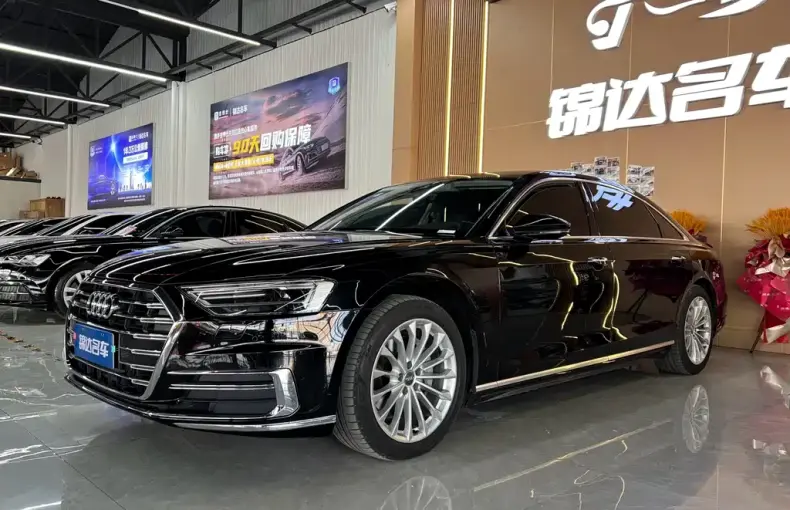 Audi A8 2020 из Китая