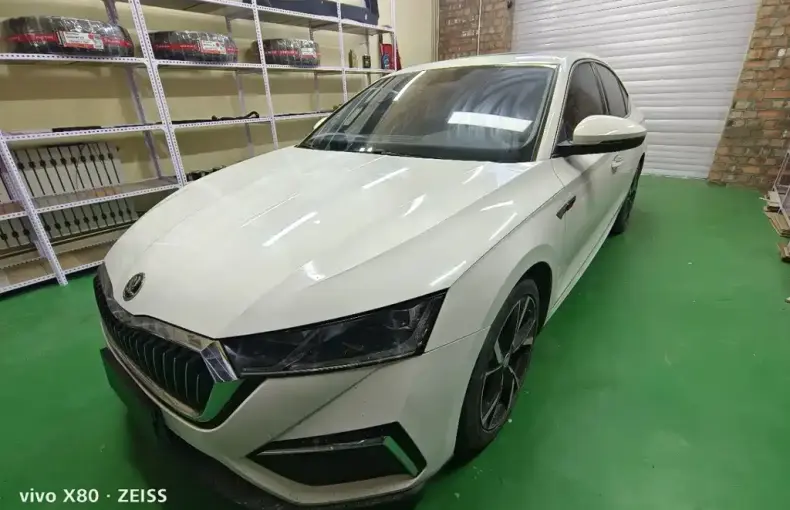 Skoda Octavia 2022 из Китая