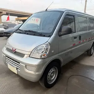 Wuling Rongguang 2021 из Китая