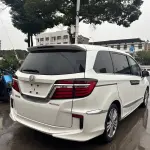 Honda Elysion 2016 из Китая