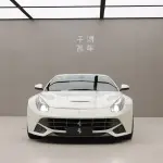Ferrari F12berlinetta 2016 из Китая