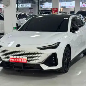 Changan UNI-V 2025 из Китая