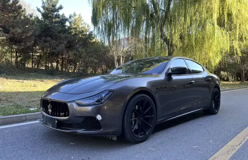 Maserati Ghibli 2015 из Китая