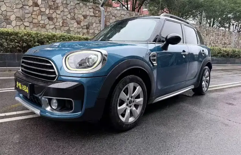 MINI Mini Countryman 2019 из Китая