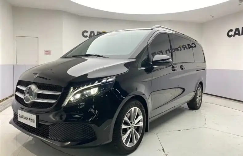 Mercedes-Benz V-Class 2024 из Китая