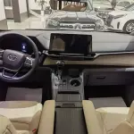 Toyota Granvia 2024 из Китая