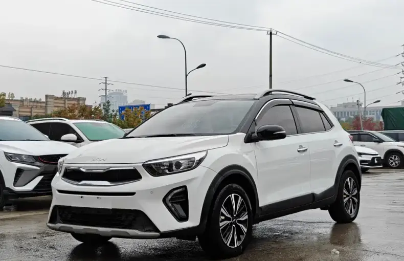 Kia KX1 2022 из Китая