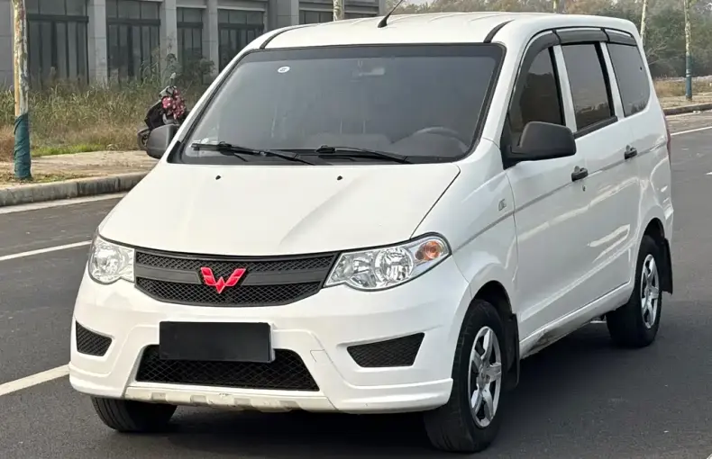Wuling Hongguang 2021 из Китая