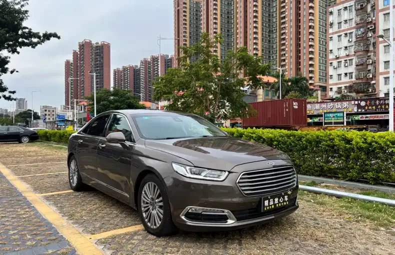 Ford Taurus 2016 из Китая
