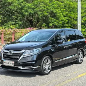 Honda Elysion 2020 из Китая