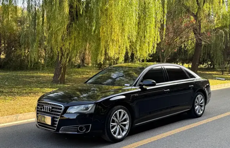 Audi A8 2015 из Китая