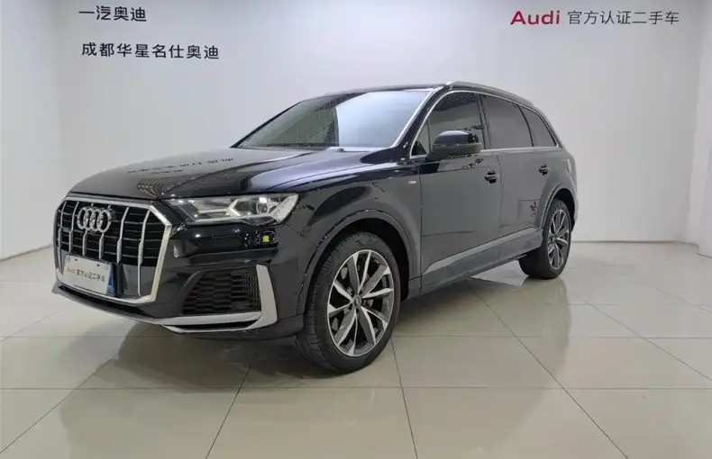 Audi Q7 2022 из Китая