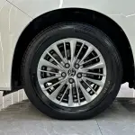 Toyota Alphard 2022 из Китая