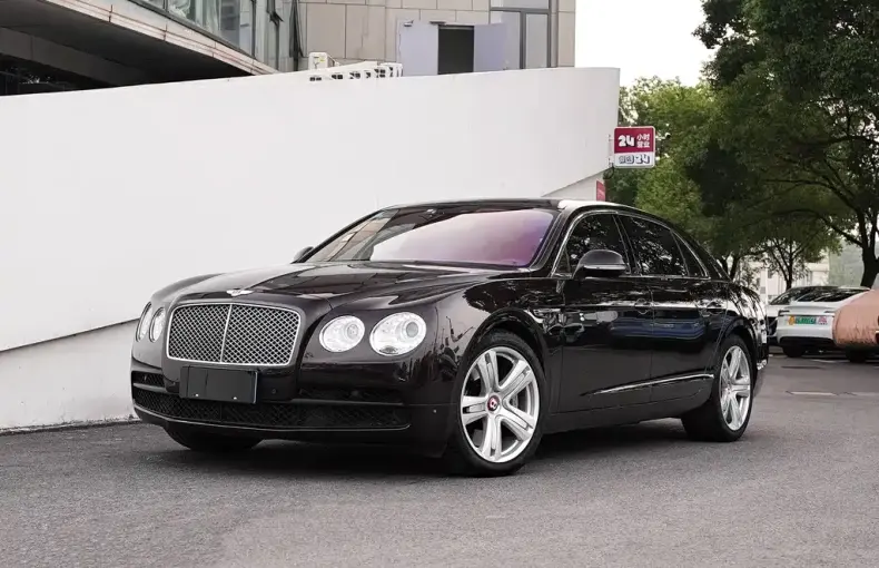 Bentley Flying Spur 2017 из Китая