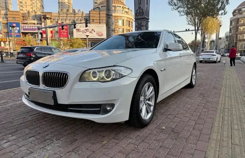 BMW 5 Series 2013 из Китая