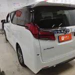 Toyota Alphard 2022 из Китая